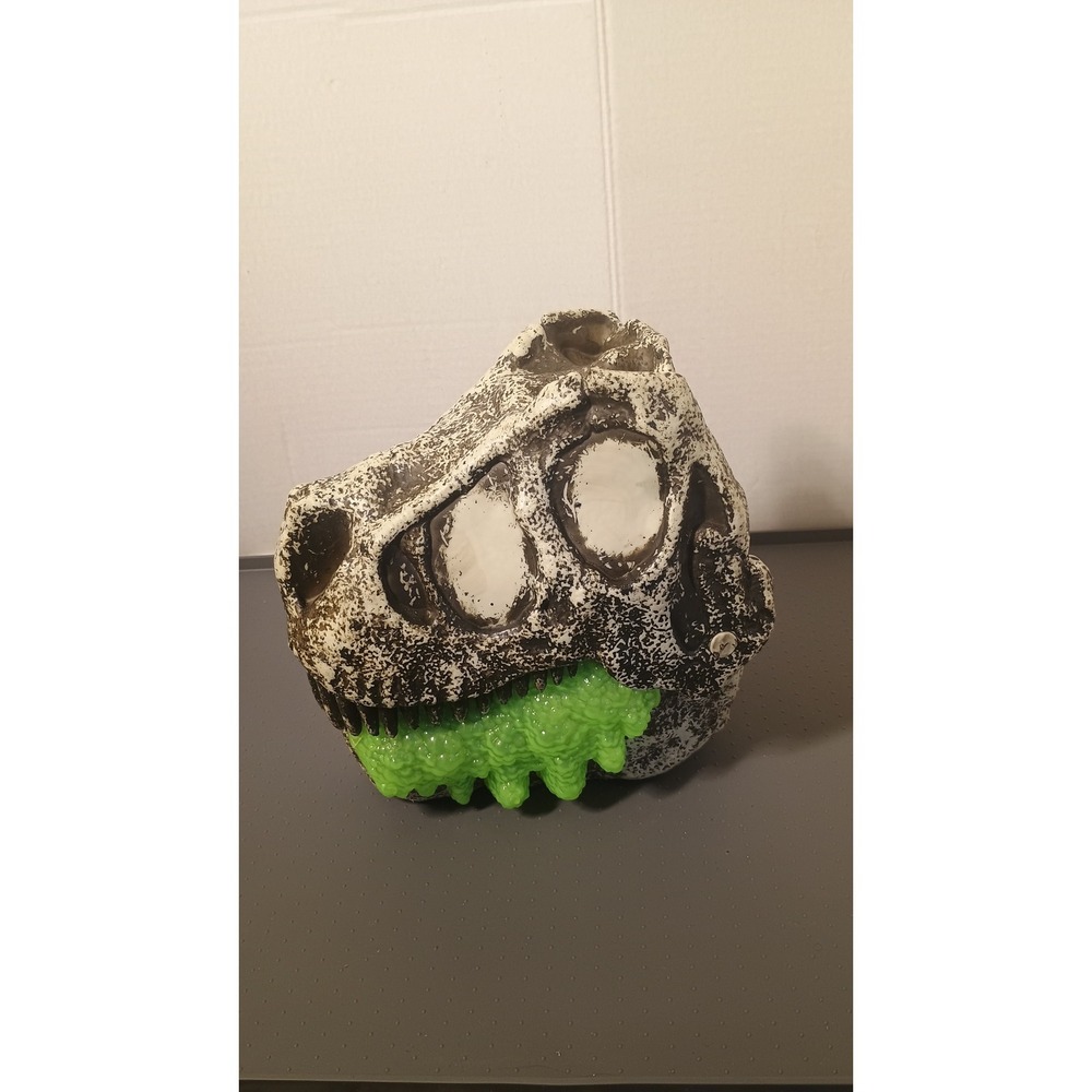 MGA Entertainment T-Rex Dinosaur Skull Toy Unisex OS Green Good  Sound